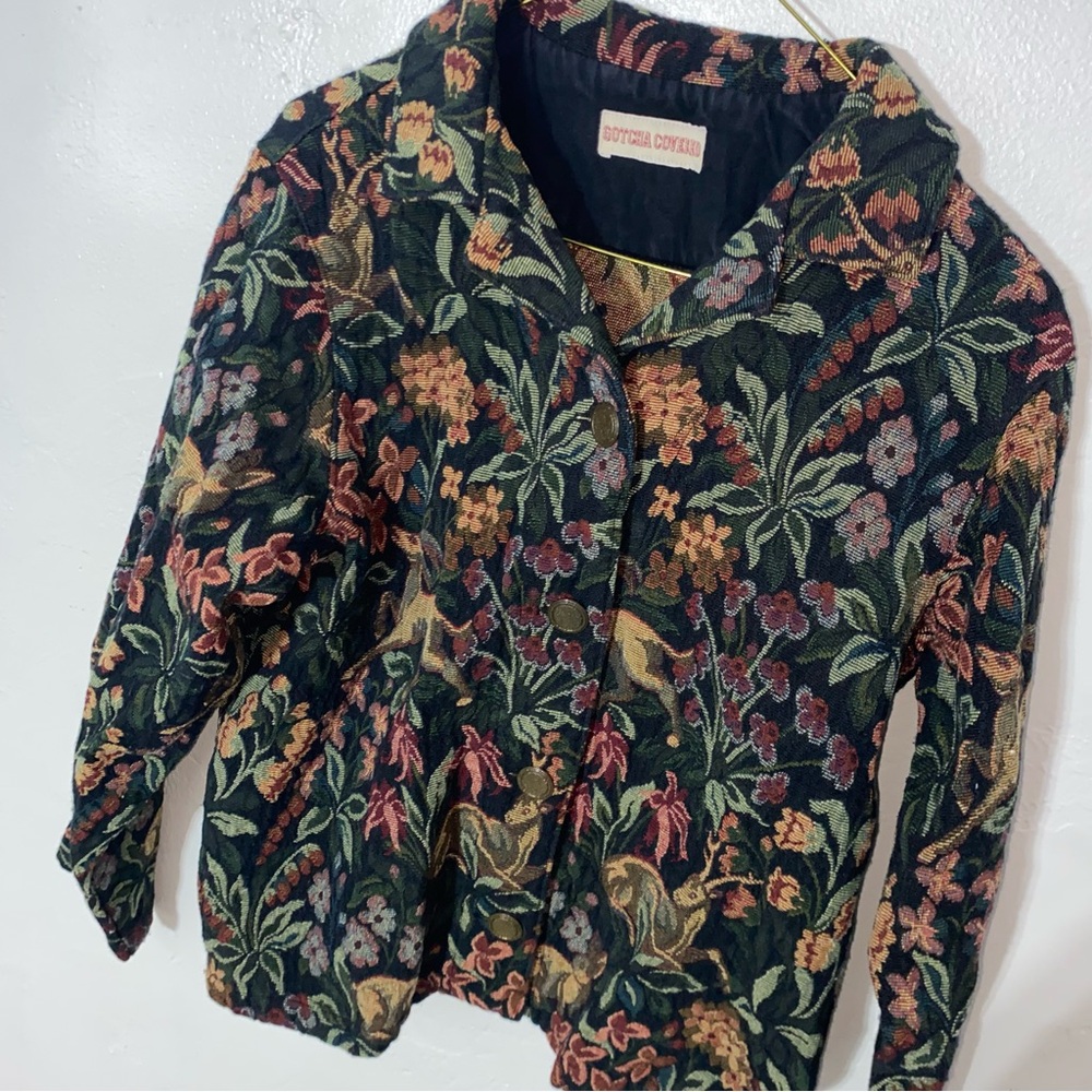 Vintage USA Gotcha Covered Deer Antelope Print Floral Button Up Jacket Tapestry